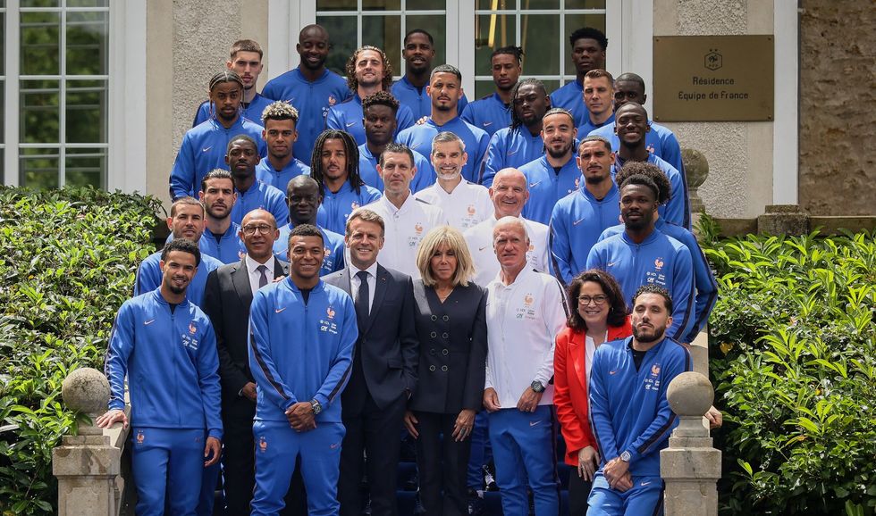 Emmanuel Macron's meeting with France's World Cup squad has been overshadowed by reports of growing frustration among Didier Deschamps' players ahead of the tournament