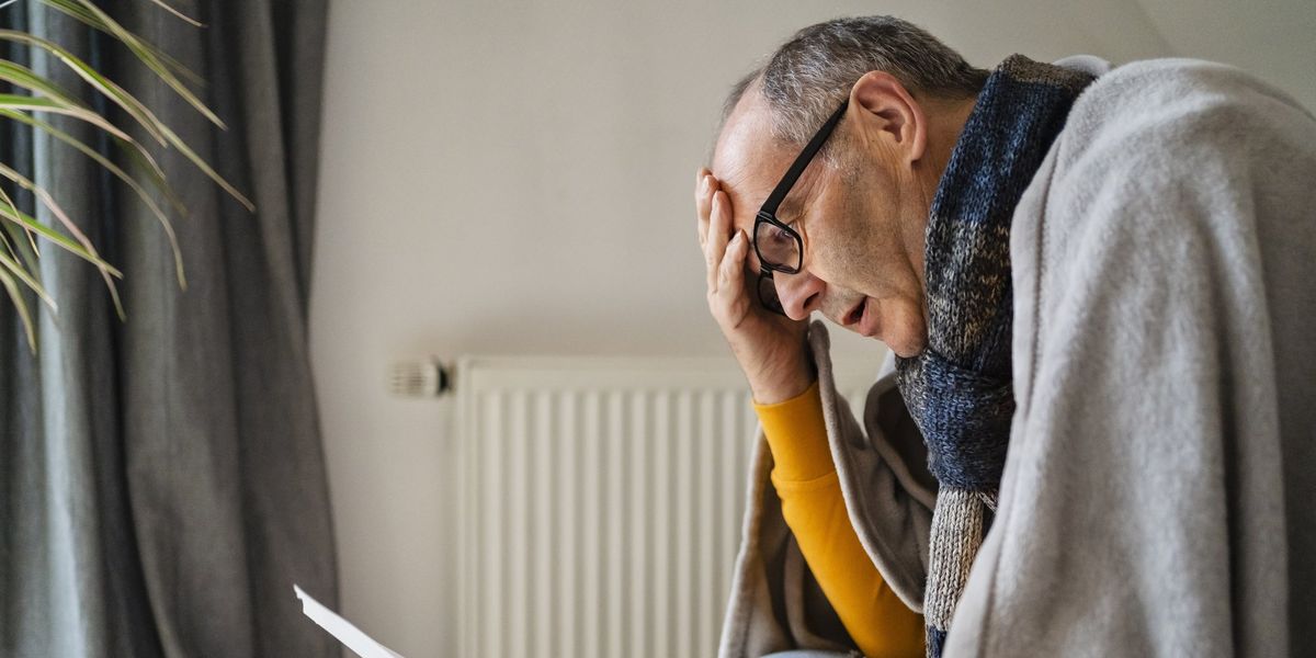 Energy bills set to rise by £202 as millions warned over price cap increase thumbnail