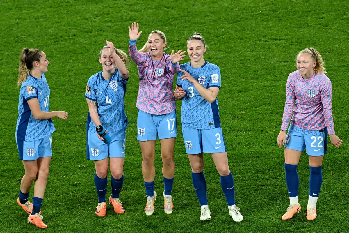 England slammed as 'rough' as Australian press moan following Women's