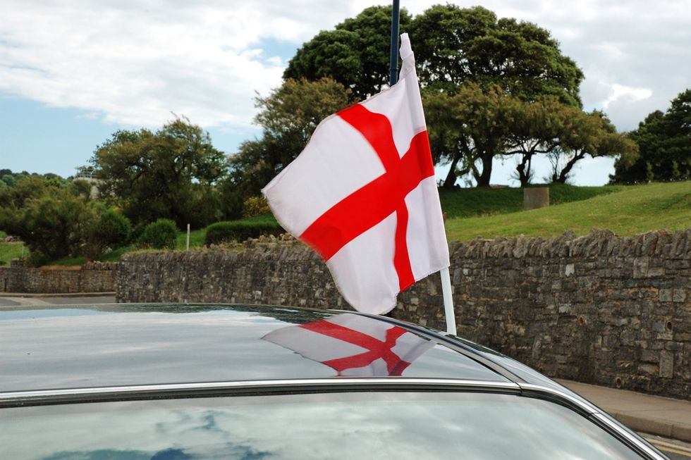 England flag on car