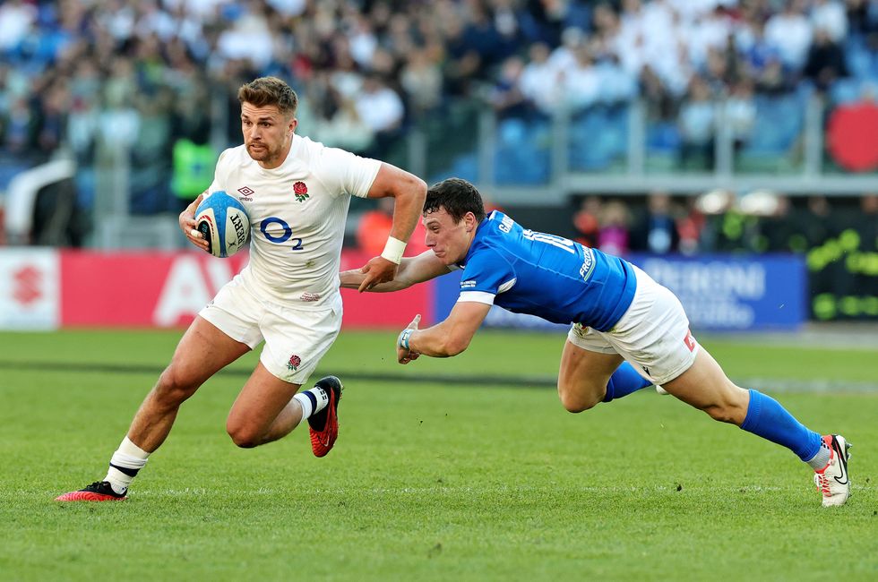England managed to hold off Italy