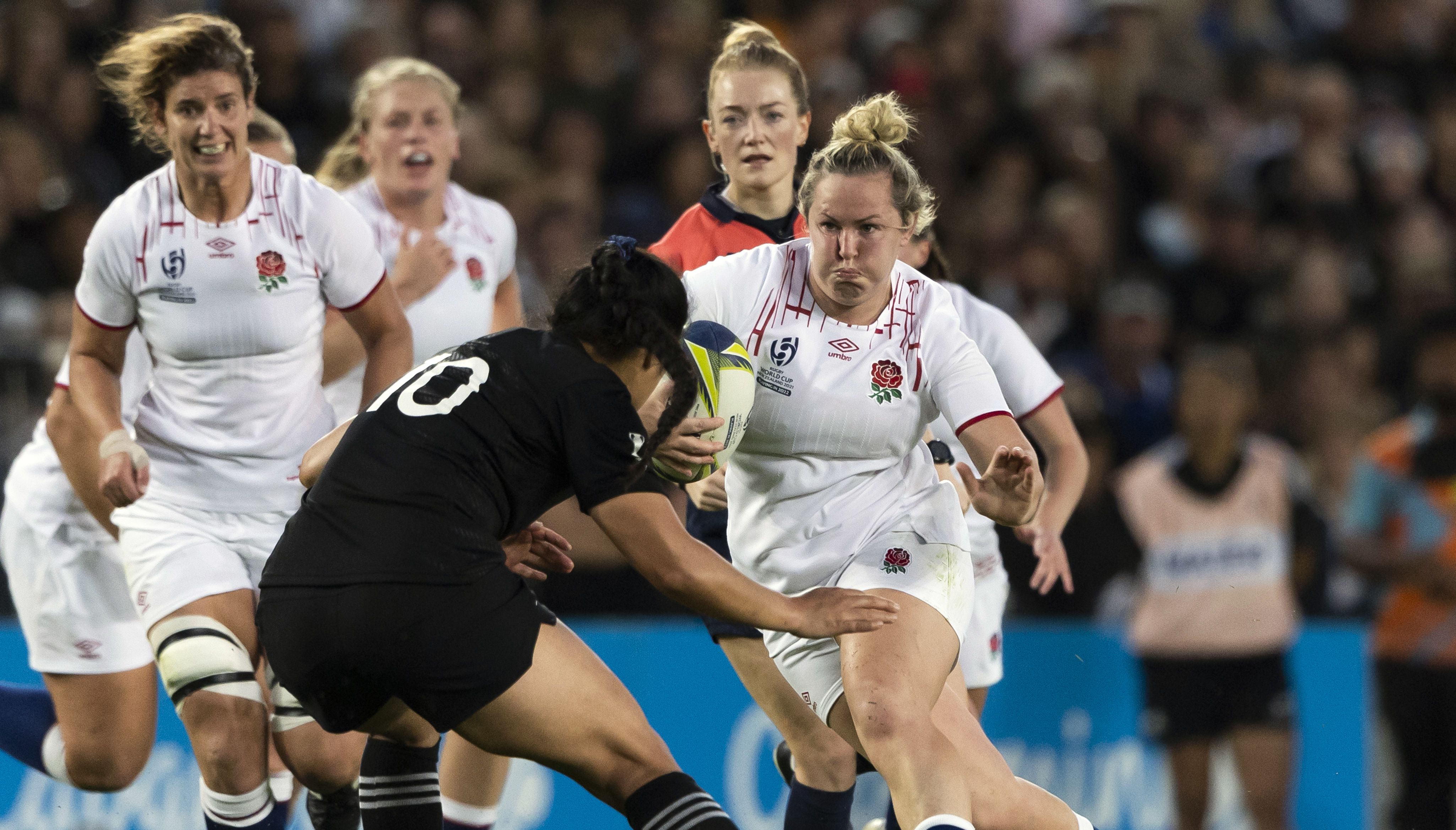 England's Marlie Packer (right) and New Zealand's Ruahei Demant during the Women's Rugby World Cup final match at Eden Park in Auckland, New Zealand. Picture date: Saturday November 12, 2022.