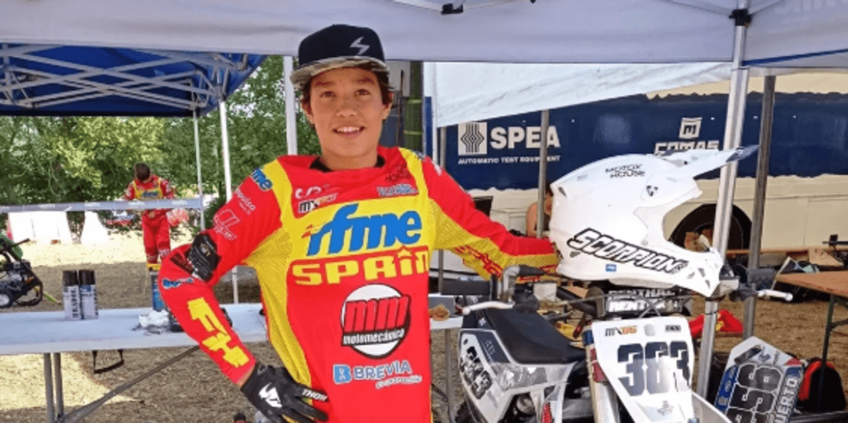 Motocross star dies aged 17 in horror training session as tributes pour in for rising national rider Motocross star dies aged 17 in horror training session as tributes pour in for rising national rider