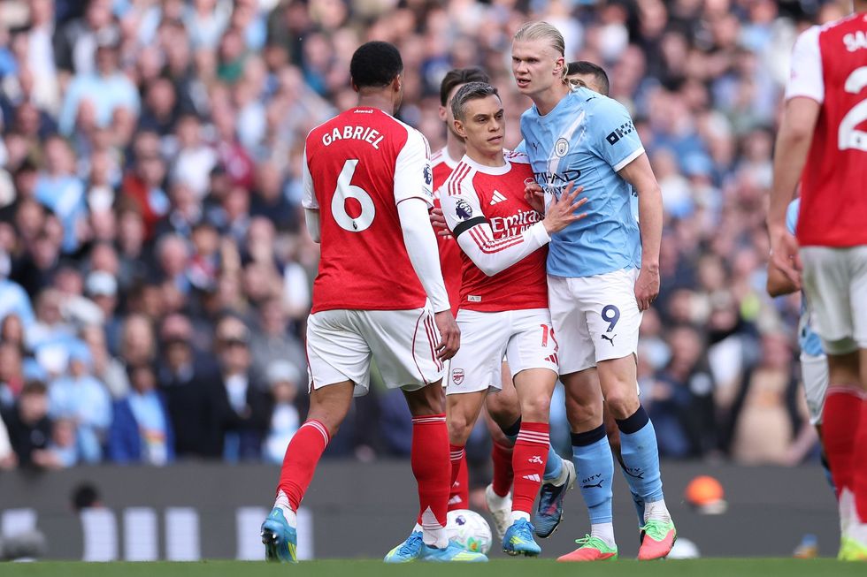 Erling Haaland and Gabriel had to be separated during the match between Man City and Arsenal