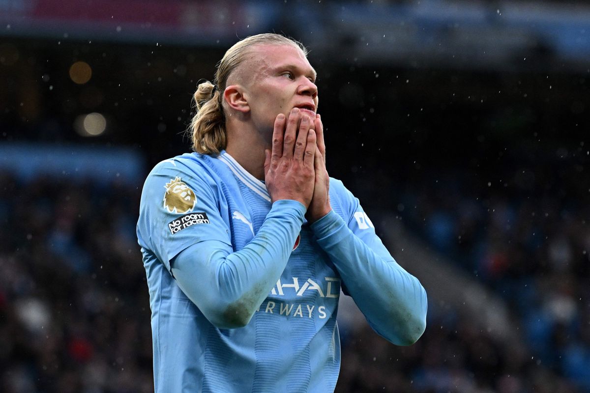 Erling Haaland injury: Man City suffer huge scare as striker limps out of Bournemouth clash