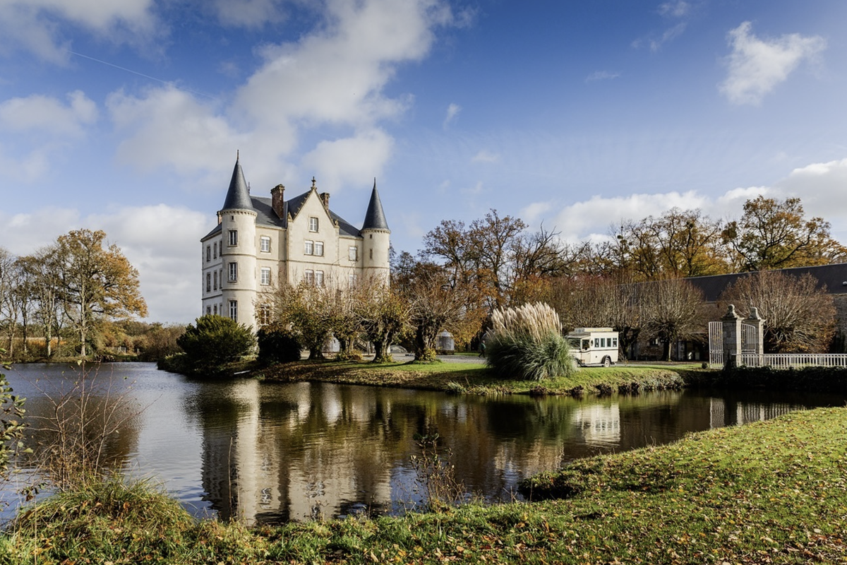 Escape to the Chateau