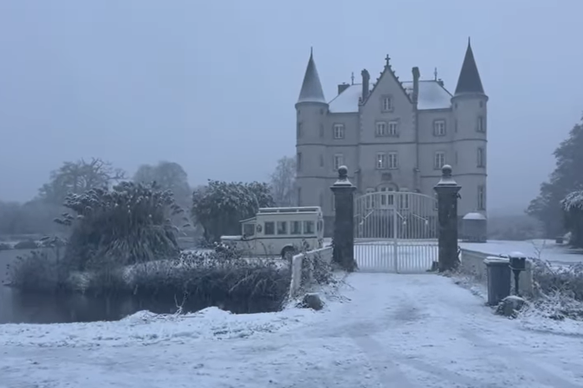 Escape to the Chateau