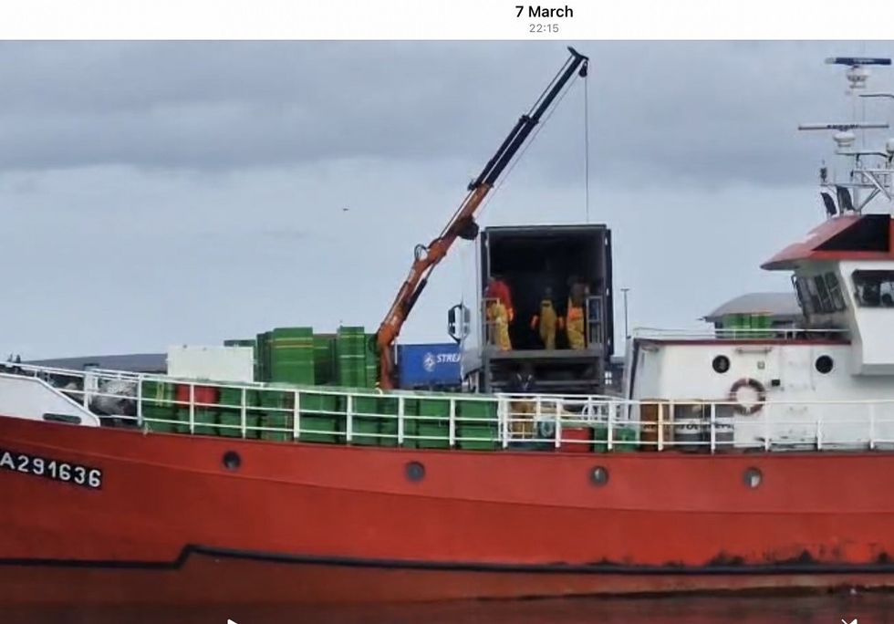 EU vessel unloading catch into an EU lorry with no inspectors in 2023