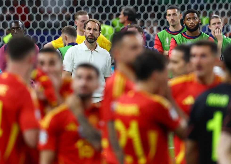Euro 2025 final Gary Neville makes stance crystal clear on Gareth