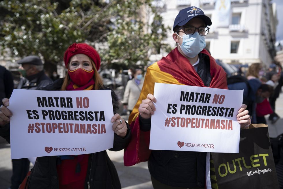 Euthanasia protest in Spain