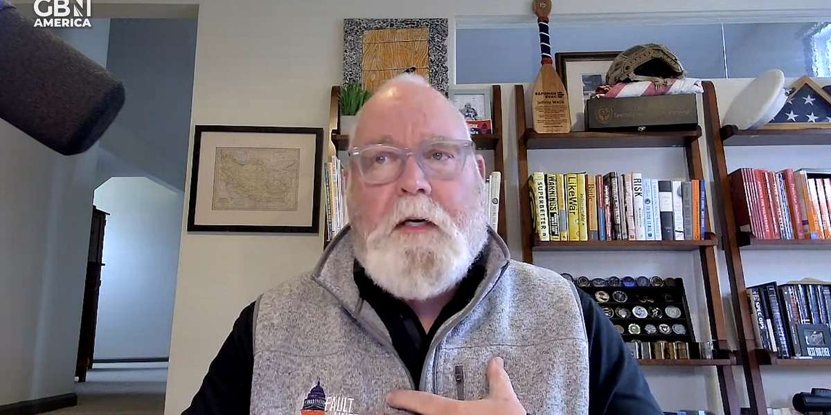 NextImg:Expert issues warning that there will be 'more mysterious objects in the skies' in coming days: 'Don't have clarity from the US government!'