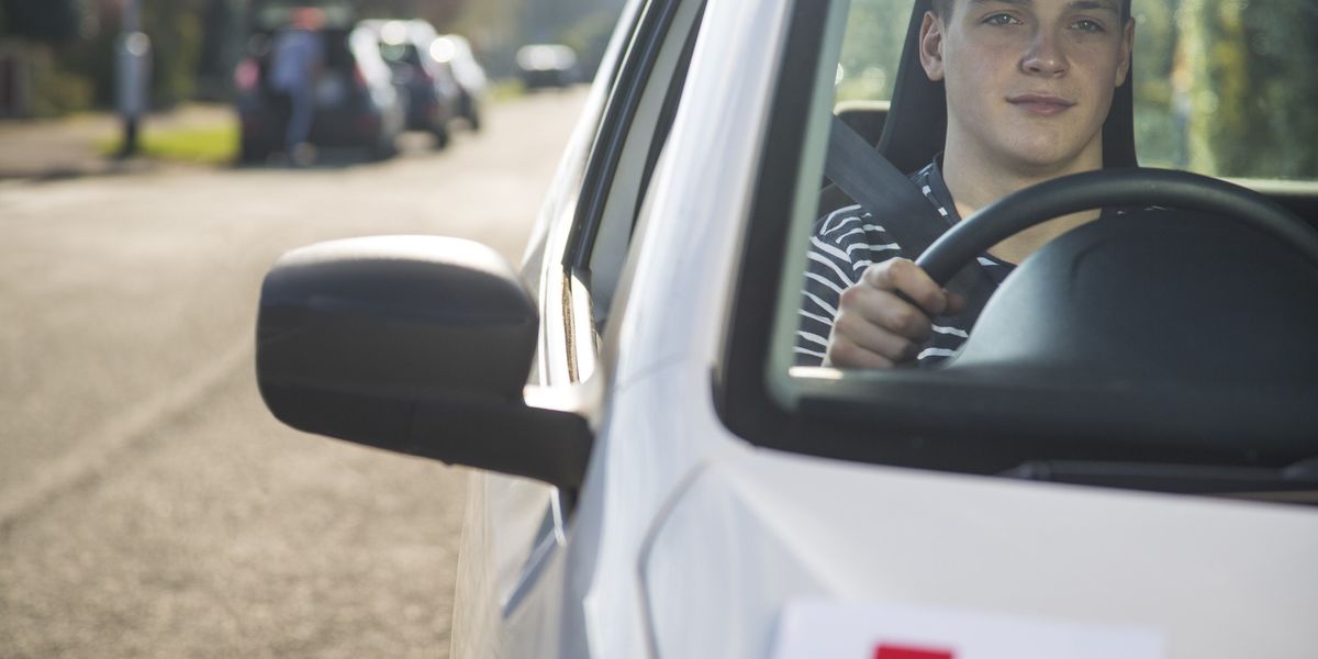 NextImg:Drivers given ‘welcome’ relief as car insurance prices drop saving motorists £160 on premiums