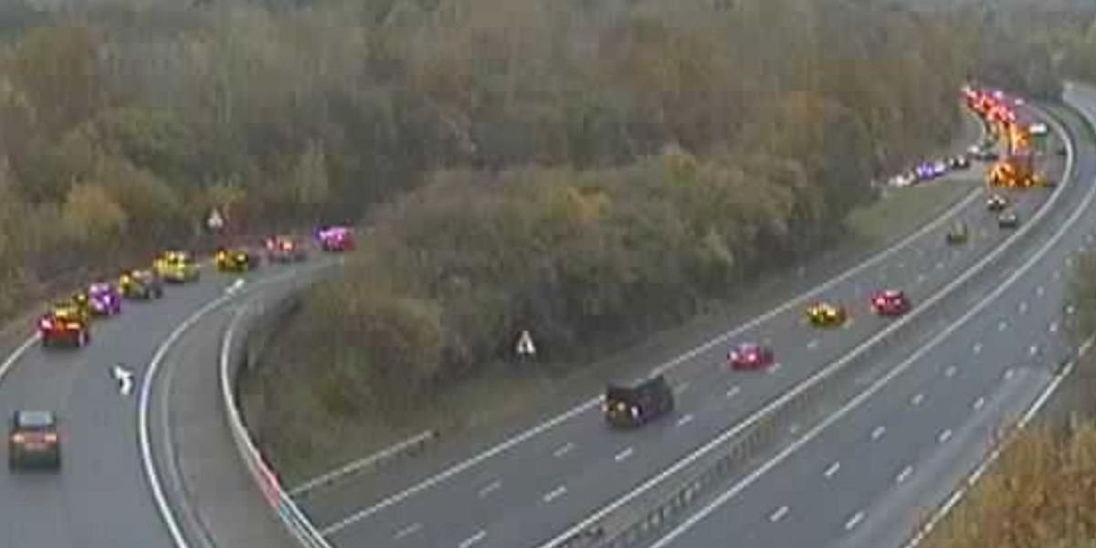 Motorists braced for hours-long delays as horror lorry smash requires ‘extensive recovery’ Motorists braced for hours-long delays as horror lorry smash requires ‘extensive recovery’