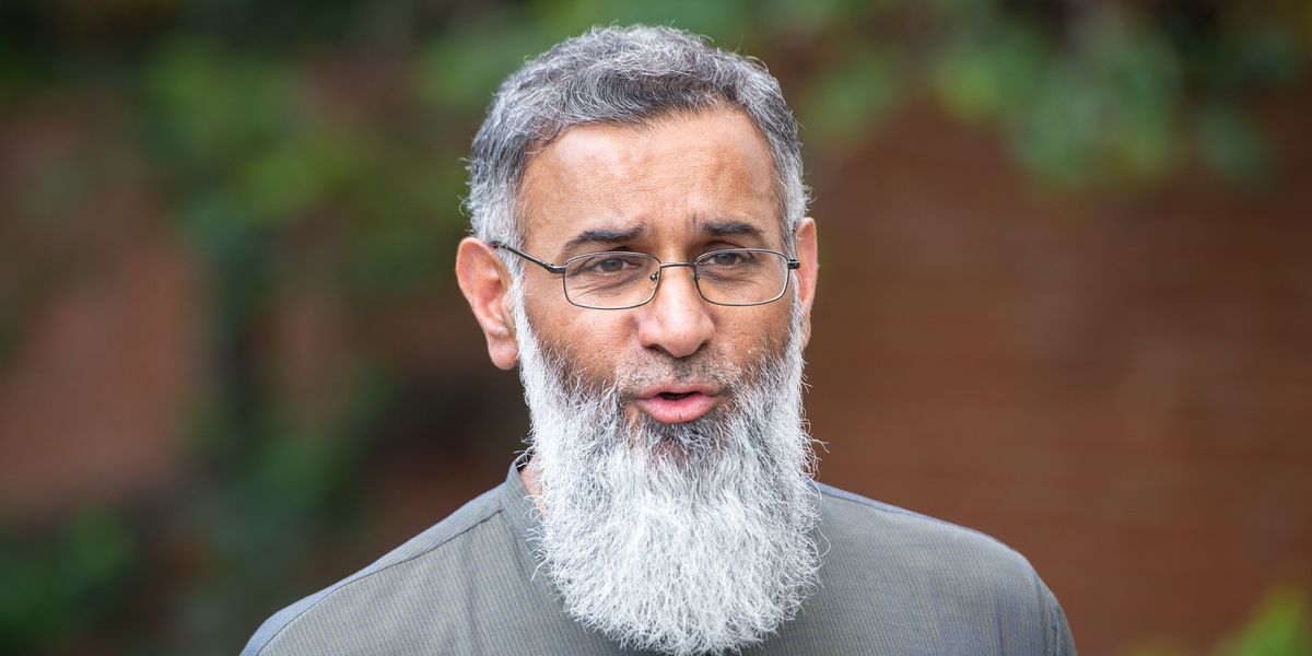 Extremist preacher Anjem Choudary pleads not guilty terror offences