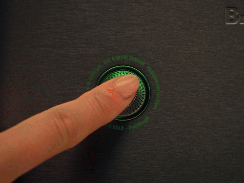 Eye Q toaster button