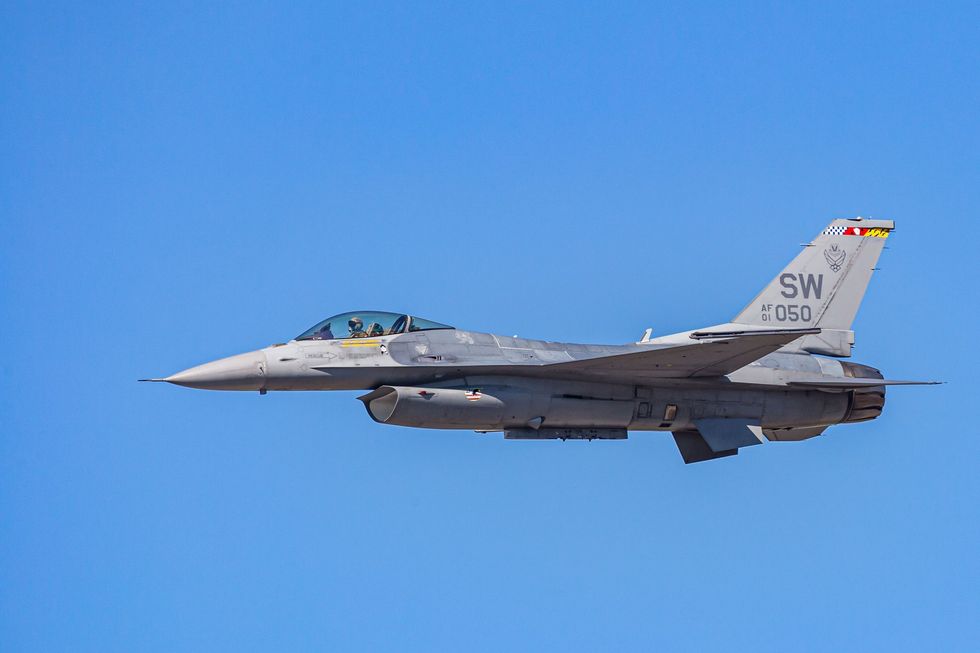 F-16 fighter jet