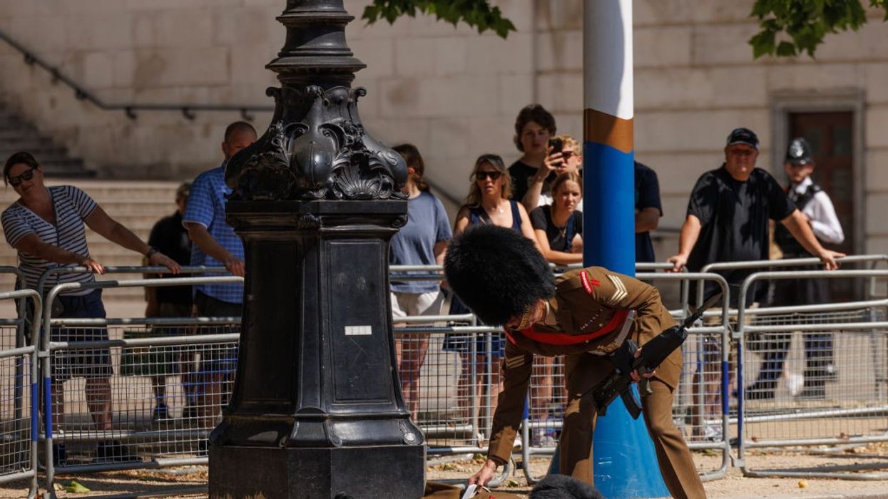 Fallen soldier on the Mall