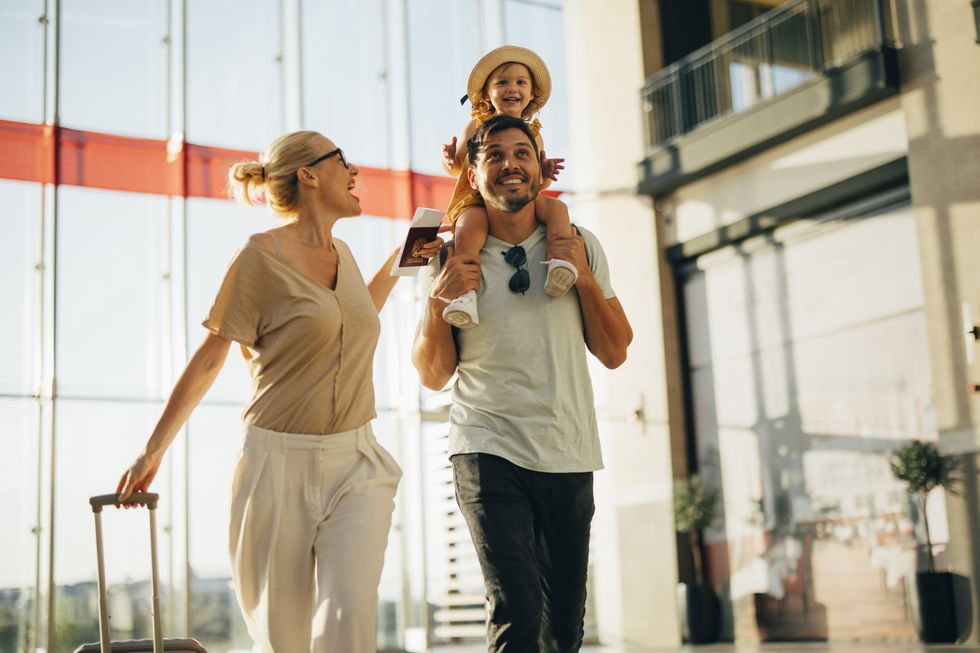 Family excited at airport