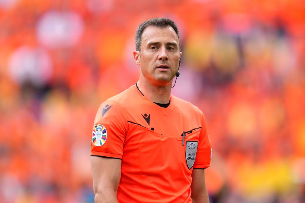 Felix Zwayer was banned for six months back in 2005