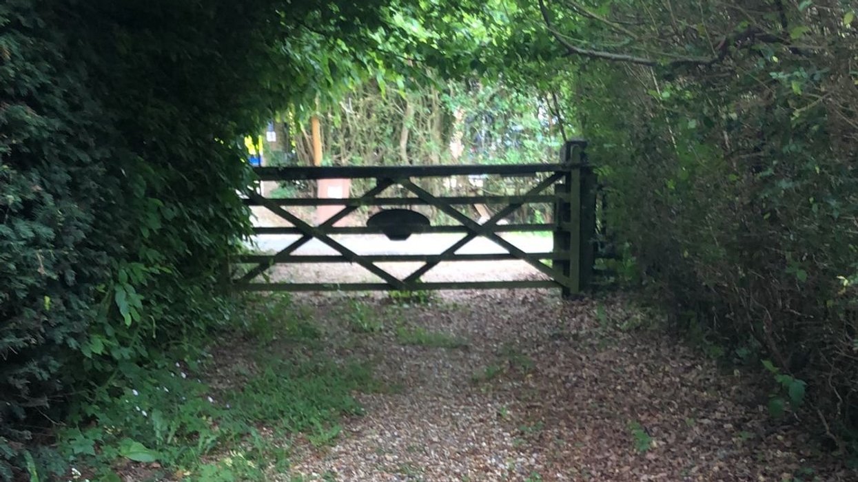 Fenced bridleway