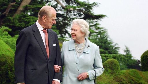 File photo dated 18/11/07 of Queen Elizabeth II and the Duke of Edinburgh at Broadlands marking their diamond wedding anniversary. Issue date: Thursday September 8, 2022.