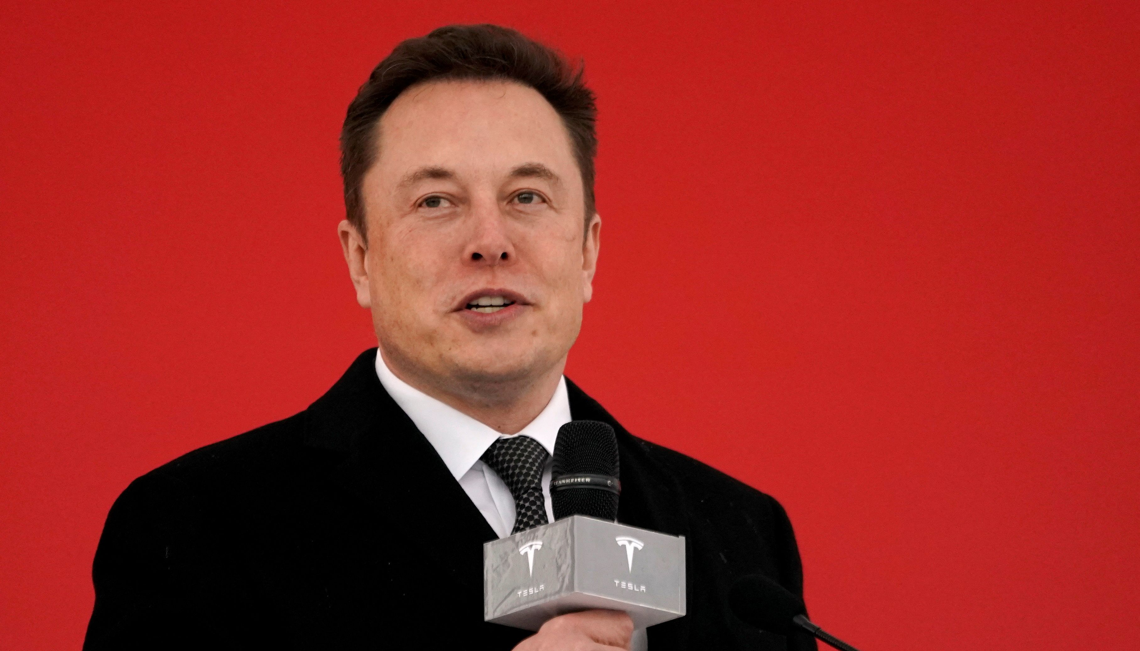 FILE PHOTO: Tesla CEO Elon Musk attends the Tesla Shanghai Gigafactory groundbreaking ceremony in Shanghai, China January 7, 2019. REUTERS/Aly Song/File Photo