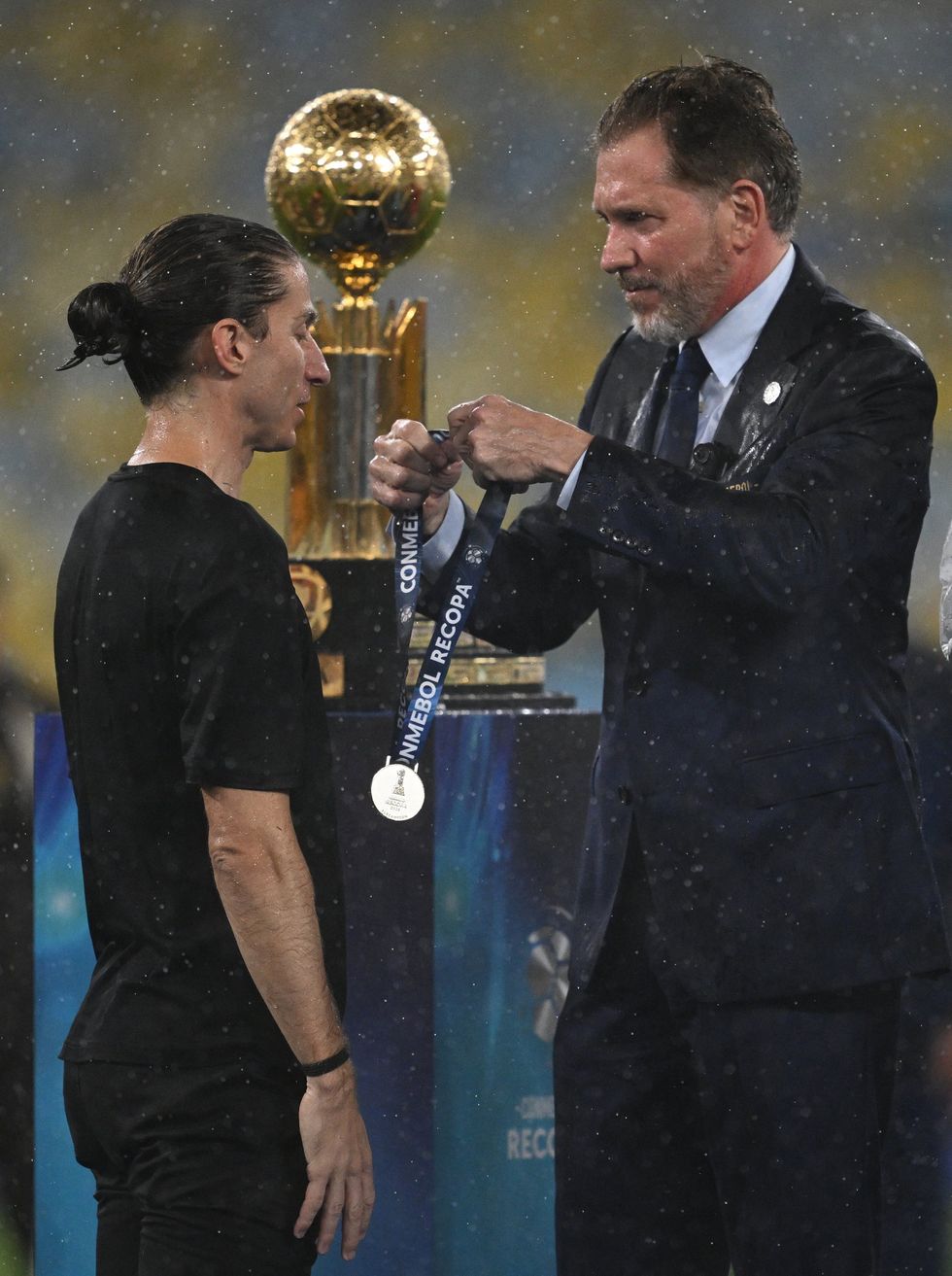 Filipe Luis' time with Flamengo is now over