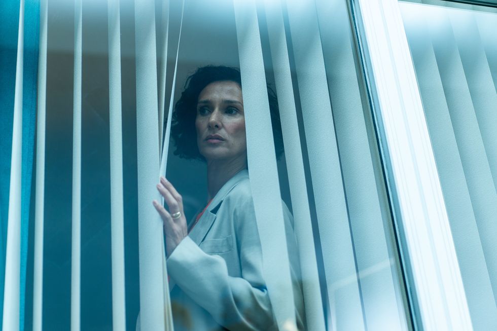 Fiona (Indira Varma)