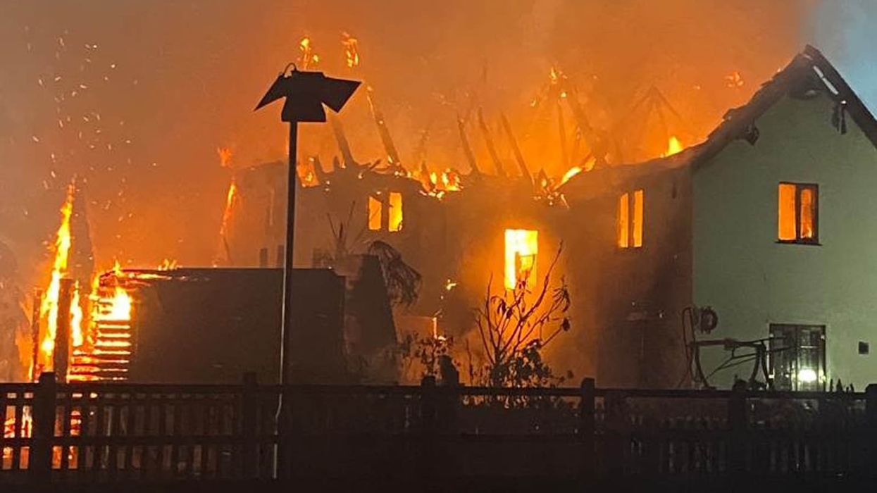 Fire engulfs house in Essex