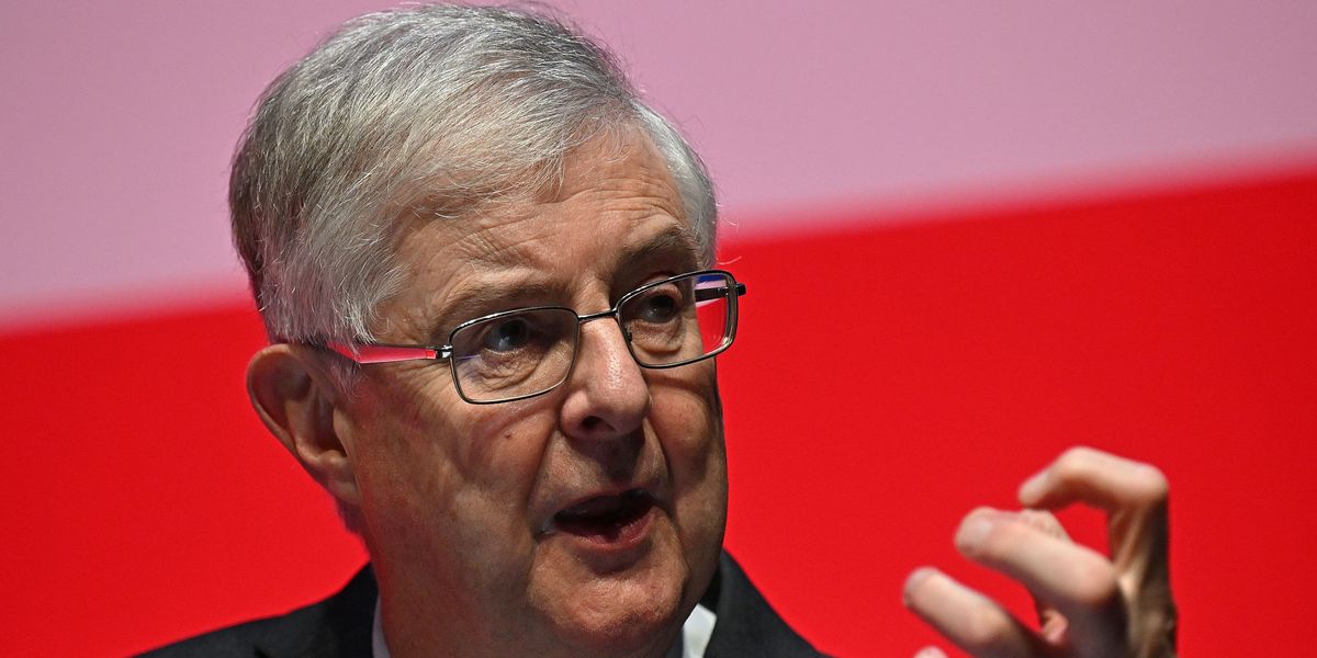 NextImg:Mark Drakeford confirms plan to STAND DOWN as Welsh First Minister as popularity reaches new low