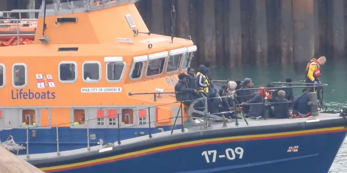 NextImg:WATCH: Migrants arrive on UK shores as Channel crisis deepens