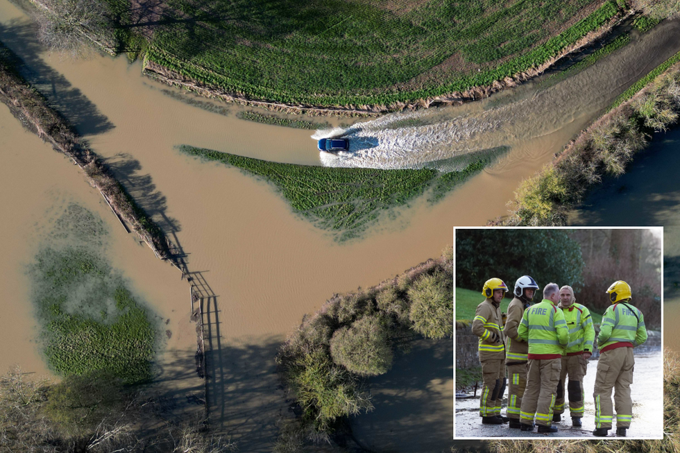 Flooding with inset of emergency services