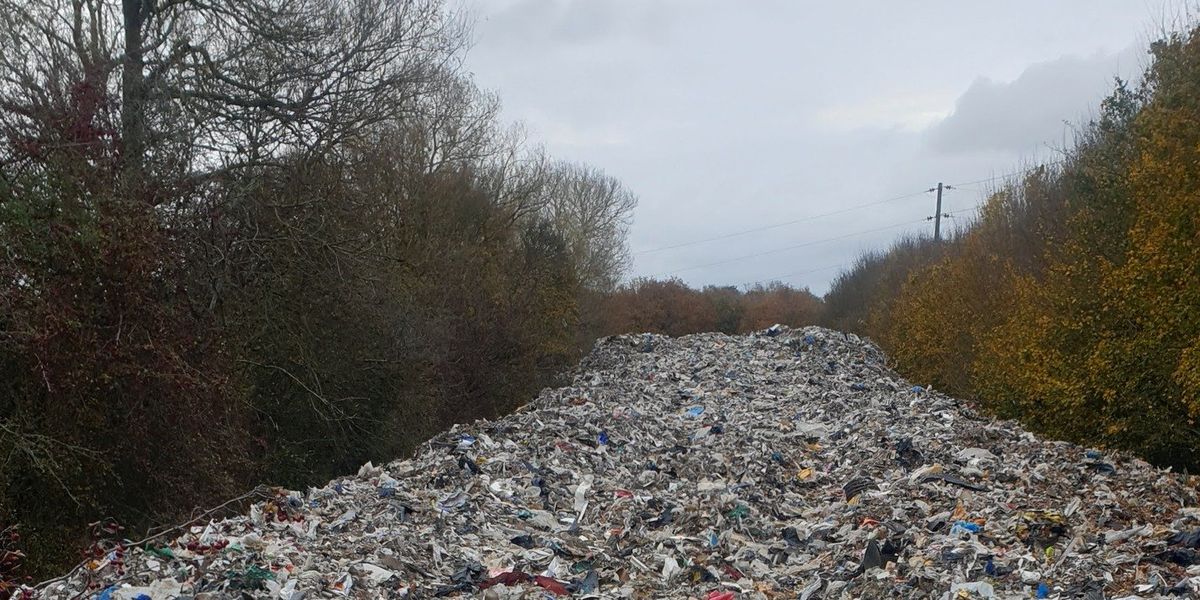 Fly-tippers spark ‘environmental catastrophe’ after dumping 150-meter-long river of waste