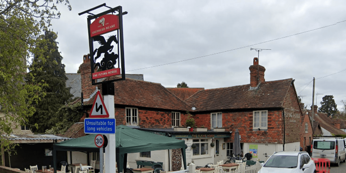 Pub landlord barred from offering lifts home for charity donations after ‘mean-spirited’ council steps in Pub landlord barred from offering lifts home for charity donations after ‘mean-spirited’ council steps in