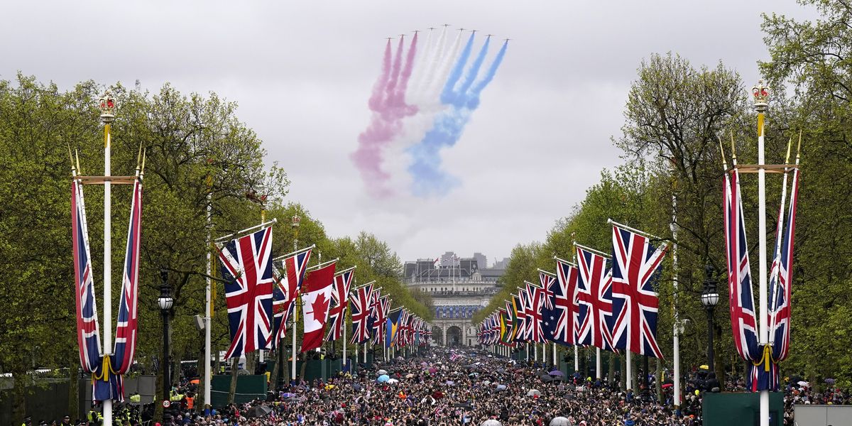 NextImg:VE Day 80: Public invited to line The Mall to watch military procession and Red Arrows flypast