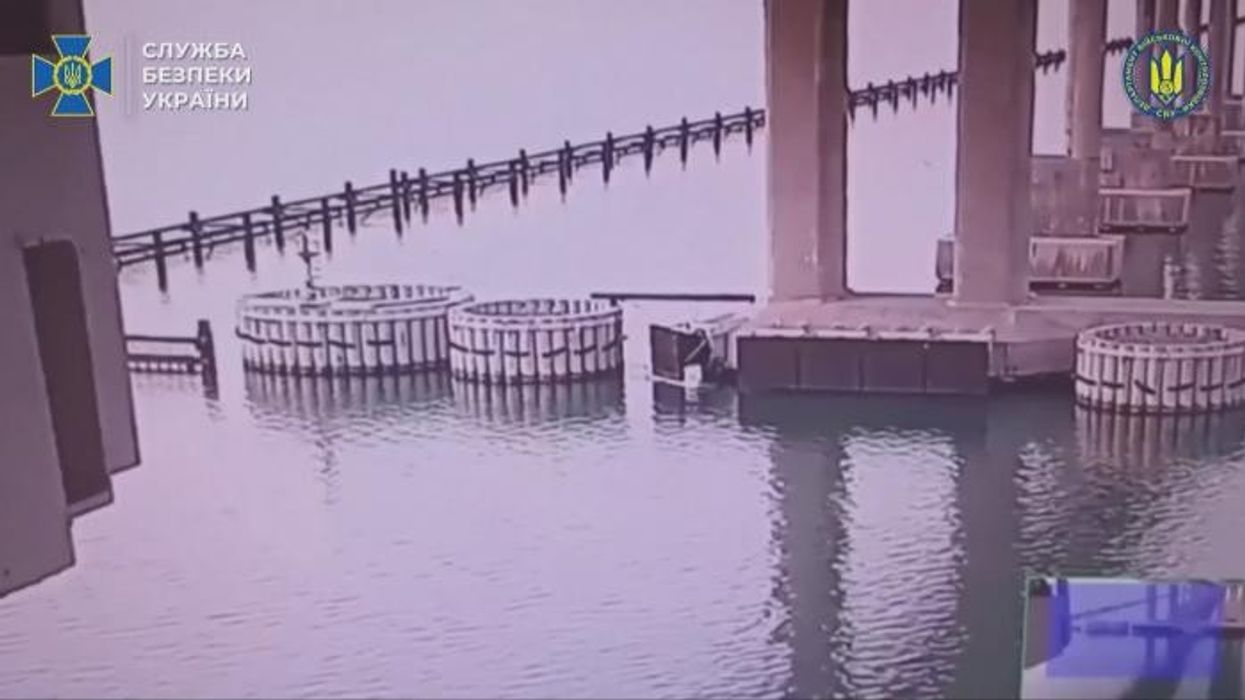 Putin hit by NEW Ukraine attack as Russian bridge targeted with explosives in Kyiv offensive