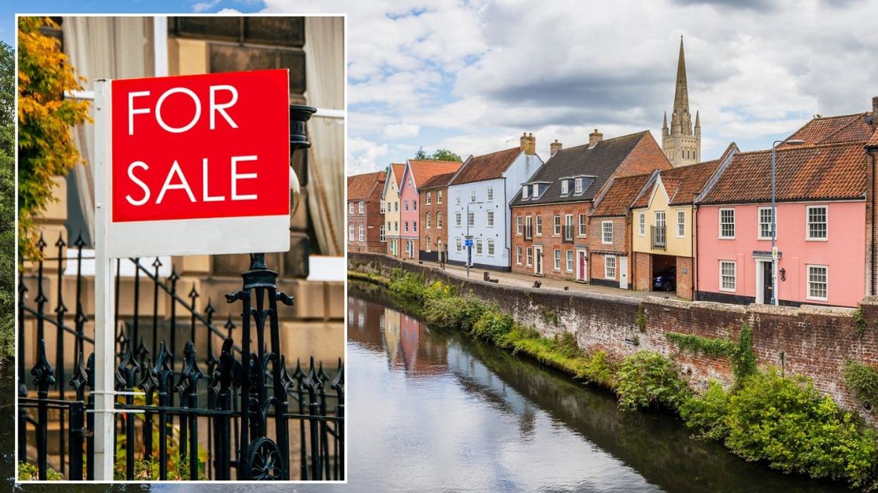 For sale sign / Properties in Norwich, East Anglia