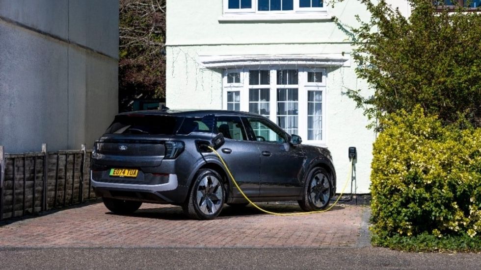 Ford electric vehicle charging