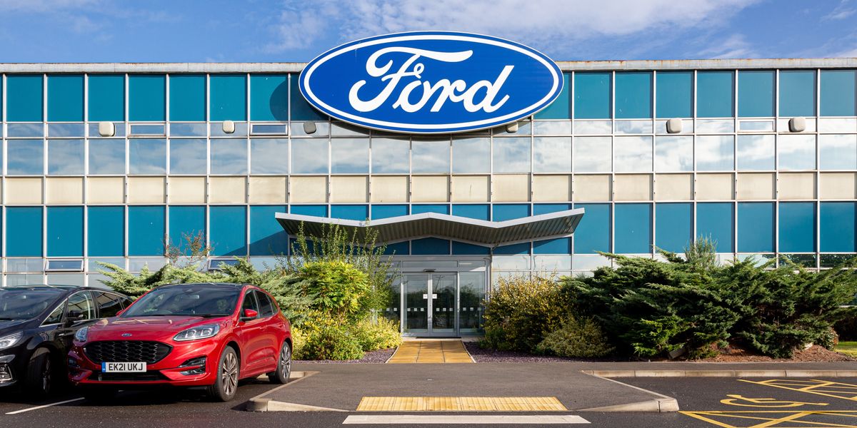 NextImg:More than 1,000 Ford staff to strike tomorrow amid warnings industrial action could 'intensify'