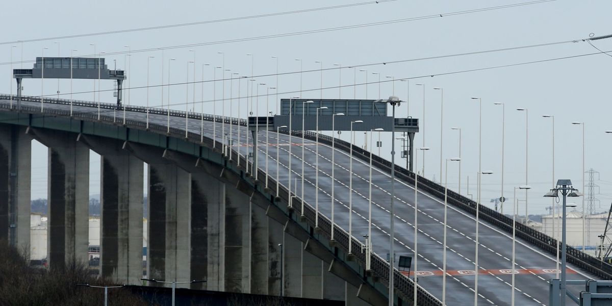 NextImg:Dartford Crossing's QEII Bridge shuts as Storm Darragh causes M25 chaos
