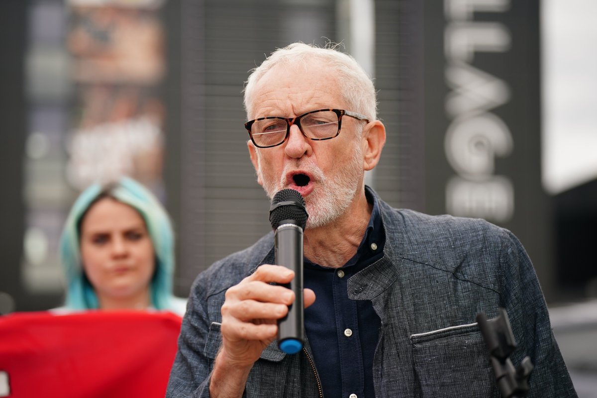 Former Labour leader and Independent MP Jeremy Corbyn joins workers on the picket line at the Village Hotel in Glasgo