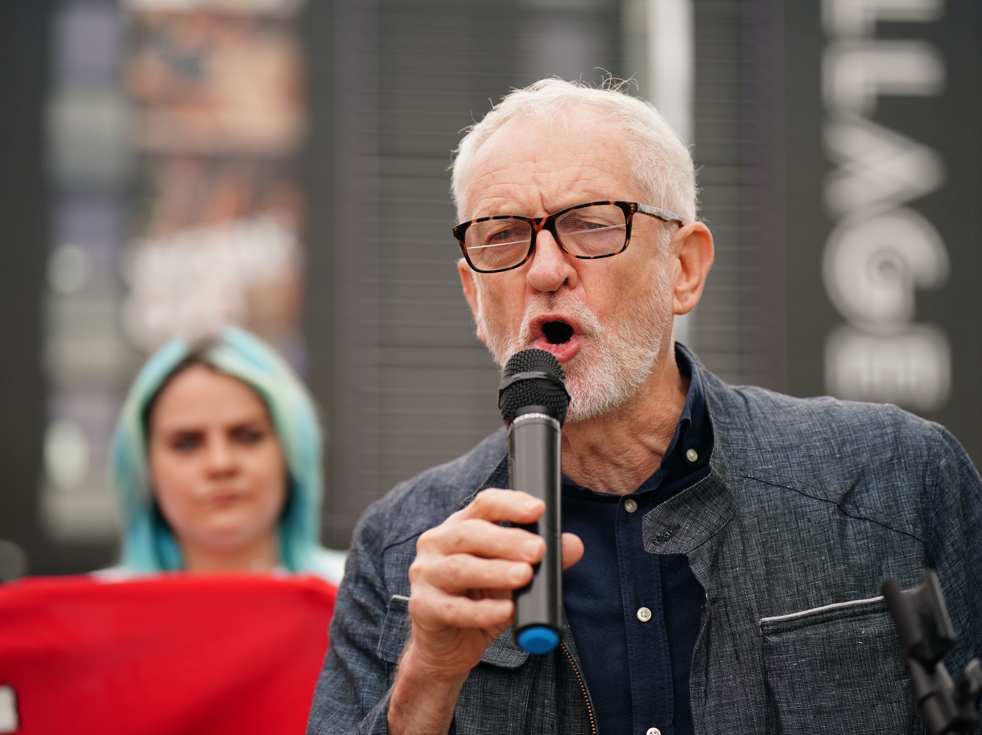 Former Labour leader and Independent MP Jeremy Corbyn joins workers on the picket line at the Village Hotel in Glasgo