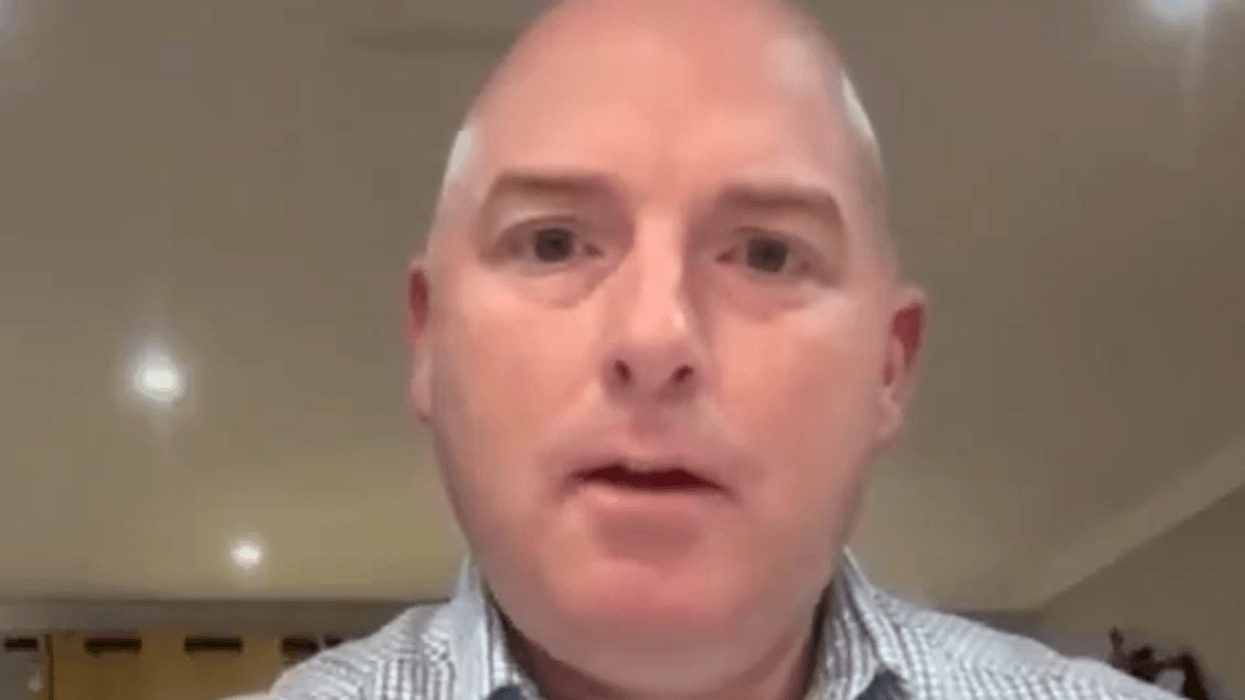 former office Oliver Laurence