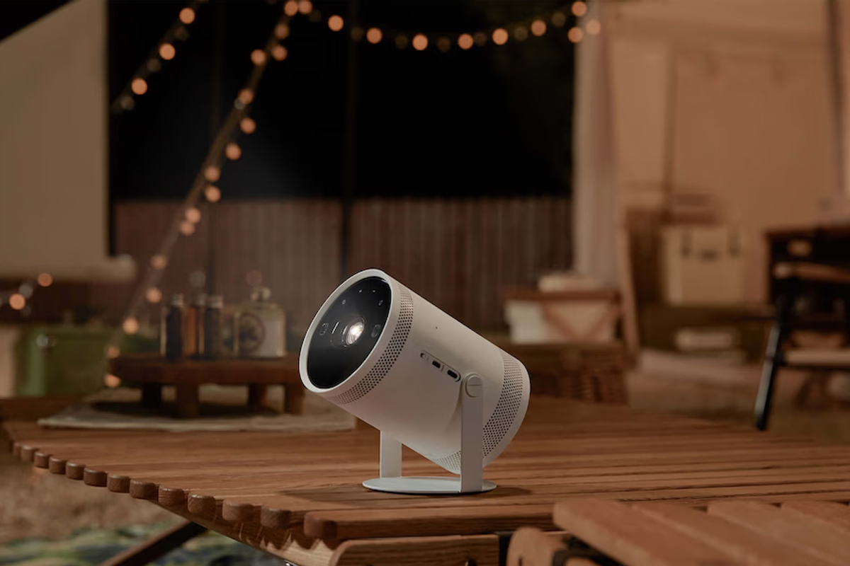 Freestyle projector from Samsung