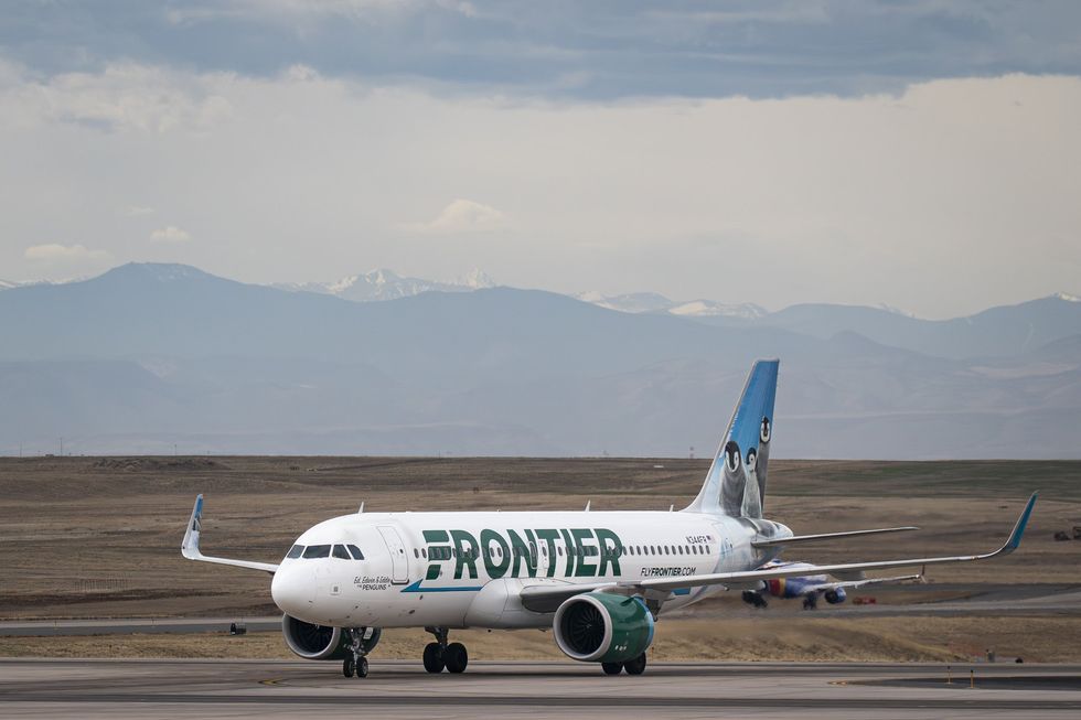 Frontier Airlines jet
