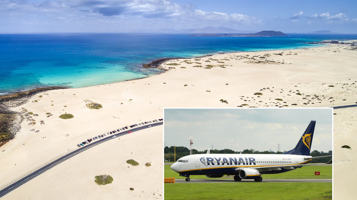 Fuerteventura Ryanair plane