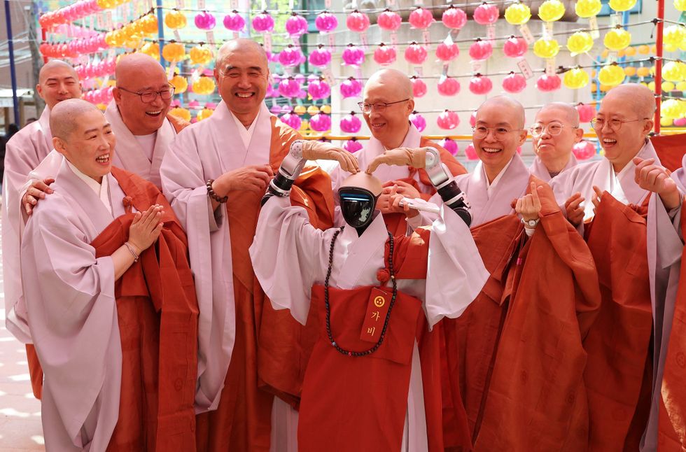 Gabi, South Korean Buddhist robot