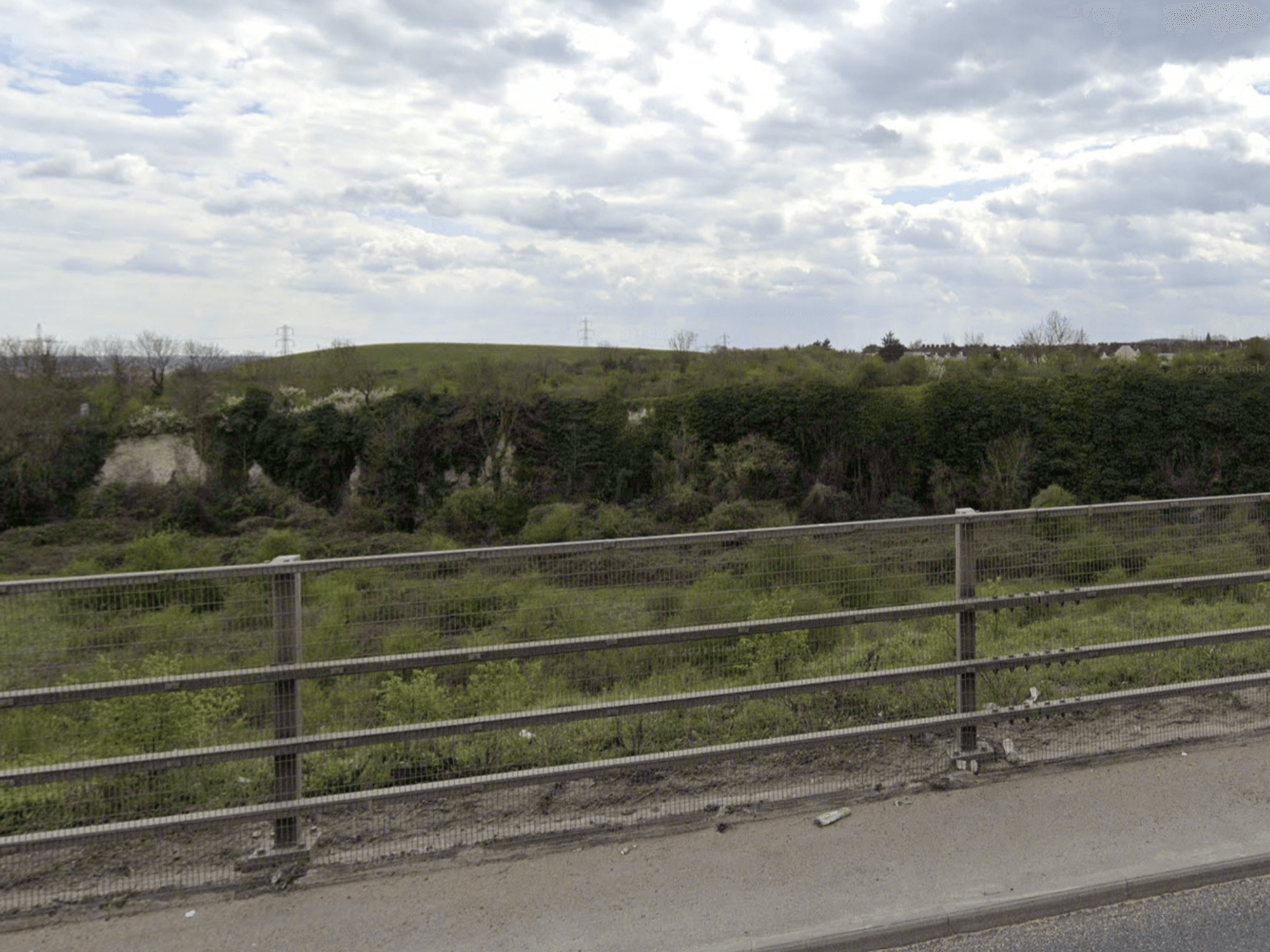  Galley Hill Road in Swanscombe, Dartford