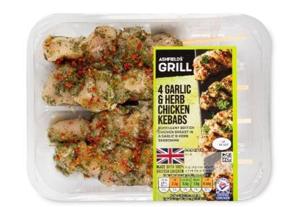 Garlic and herb chicken kebabs