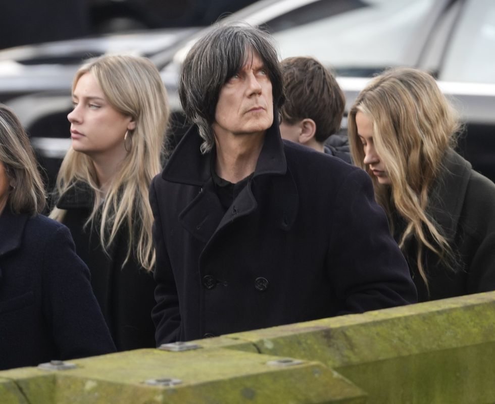 Gary 'Mani' Mounfield funeral: John Squire